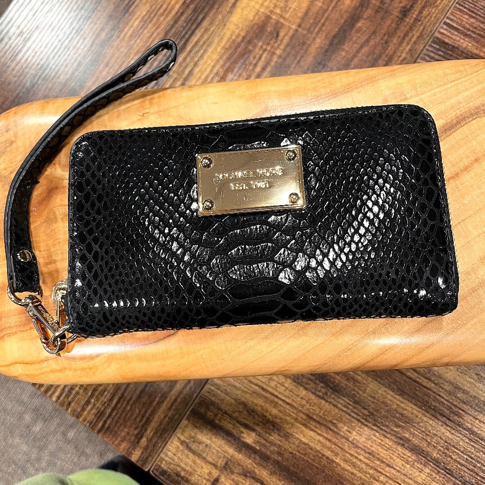 Michael Kors Black Snakeskin Leather Wristlet